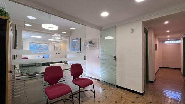 Foto 2 de Oficina en alquiler en Centro - Vitoria-Gasteiz con calefacción y ascensor