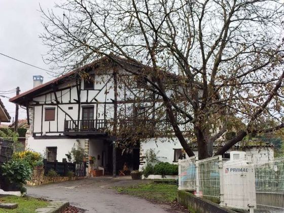 Foto 1 de Casa en venda a Zaratamo de 5 habitacions amb garatge i jardí