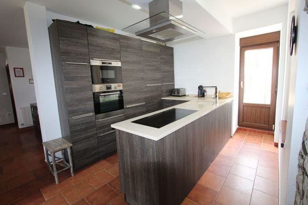 Foto 2 de Piso en venta en Larrabetzu de 2 habitaciones con terraza y calefacción