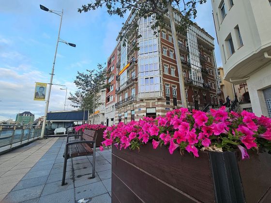Foto 1 de Pis en venda a calle Castelar de 3 habitacions amb garatge i balcó