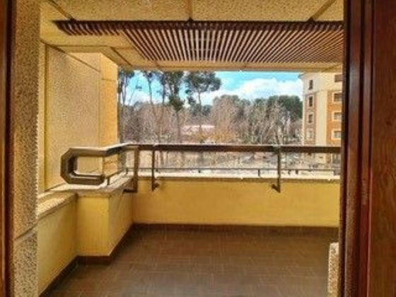 Foto 1 de Pis en venda a Franciscanos de 5 habitacions amb garatge i balcó