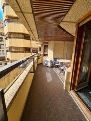 Foto 2 de Piso en venta en Franciscanos de 5 habitaciones con garaje y balcón