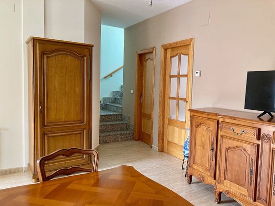 Foto 2 de Xalet en venda a calle Juan de Dios Alvarez Mendizabal de 3 habitacions amb terrassa i aire acondicionat