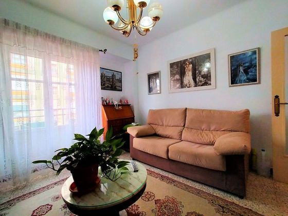 Foto 1 de Pis en venda a Miranda de Ebro de 3 habitacions amb balcó i calefacció
