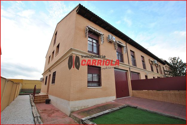Foto 1 de Casa en venta en Torrijos de 5 habitaciones con jardín y aire acondicionado