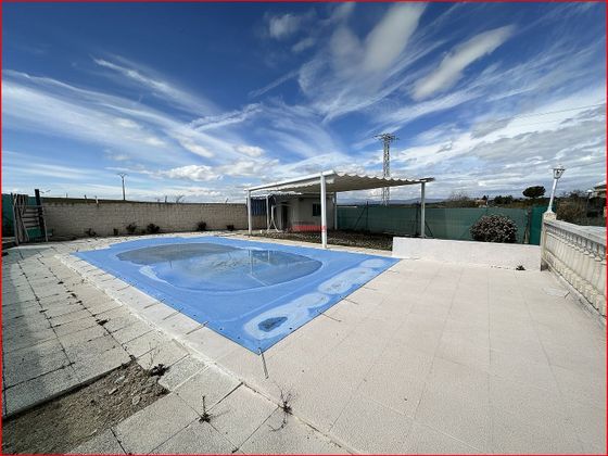 Foto 2 de Casa rural en venda a Torre de Esteban Hambrán (La) de 3 habitacions amb terrassa i piscina