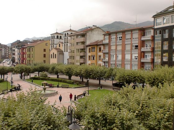 Foto 2 de Pis en venda a plaza Alfonso X El Sabio de 3 habitacions amb terrassa i balcó