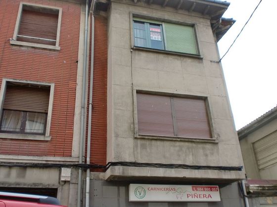 Foto 1 de Venta de piso en calle El Portalón de 2 habitaciones con calefacción