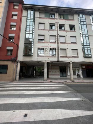 Foto 2 de Venta de piso en calle Corporaciones de Lena de 3 habitaciones con garaje y balcón