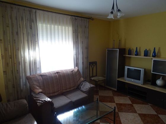 Foto 2 de Pis en venda a Manzanares de 3 habitacions amb calefacció