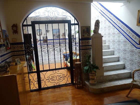 Foto 1 de Casa en venta en Manzanares de 4 habitaciones con muebles y calefacción