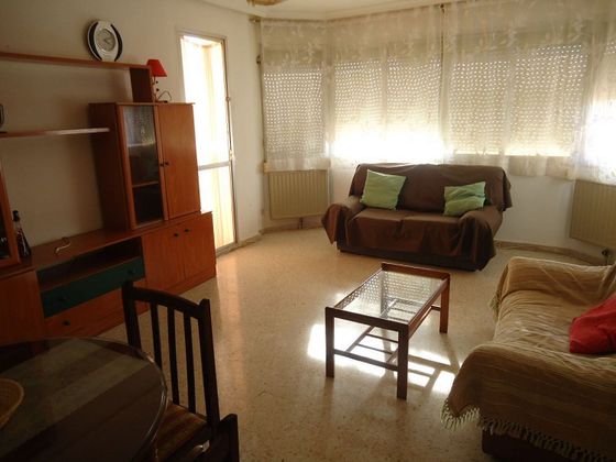 Foto 1 de Piso en venta en Manzanares de 3 habitaciones con terraza y muebles