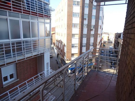 Foto 1 de Piso en venta en Manzanares de 3 habitaciones con terraza y balcón