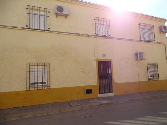 Foto 1 de Casa en venda a Manzanares de 4 habitacions amb terrassa i aire acondicionat