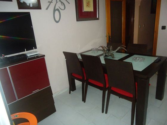 Foto 2 de Piso en venta en Manzanares de 3 habitaciones con garaje y muebles
