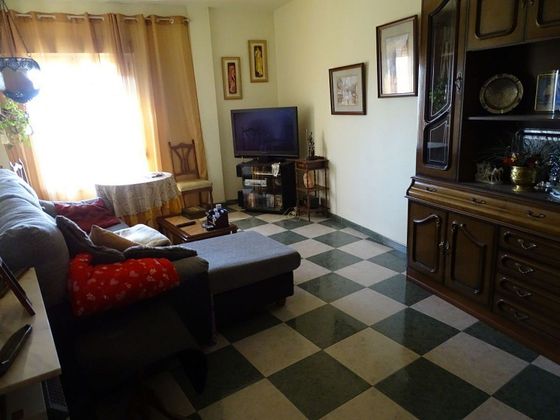 Foto 1 de Piso en venta en Manzanares de 4 habitaciones con balcón y aire acondicionado