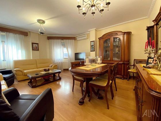 Foto 2 de Pis en venda a Manzanares de 5 habitacions amb garatge i aire acondicionat