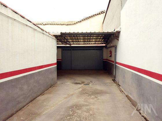 Foto 2 de Garatge en venda a Manzanares de 10 m²