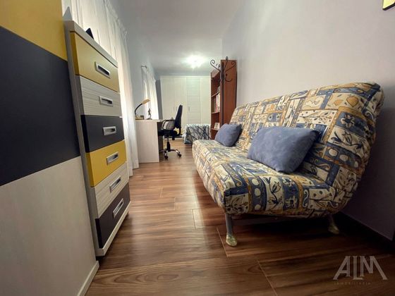 Foto 2 de Chalet en venta en Manzanares de 3 habitaciones con terraza y garaje