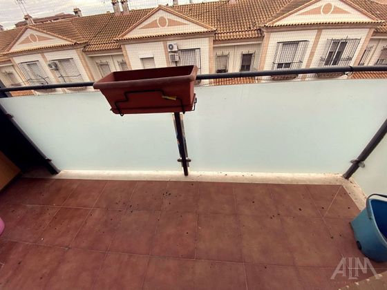Foto 2 de Dúplex en venta en Manzanares de 3 habitaciones con terraza y garaje