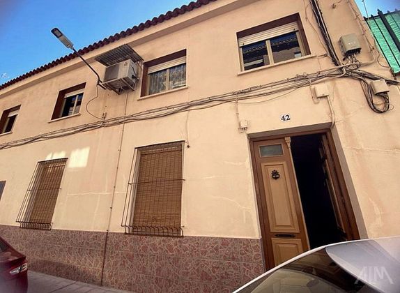 Foto 1 de Casa en venda a Manzanares de 5 habitacions amb terrassa i aire acondicionat
