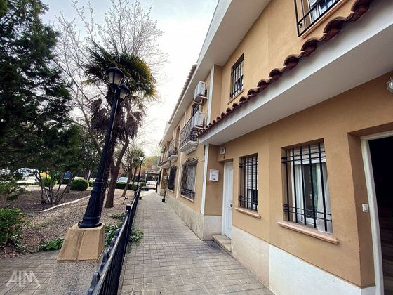 Foto 1 de Casa en venta en Manzanares de 3 habitaciones con terraza y garaje