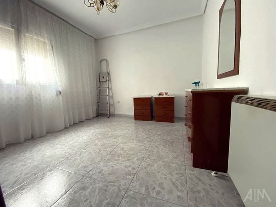 Foto 2 de Piso en venta en Manzanares de 3 habitaciones con terraza y aire acondicionado