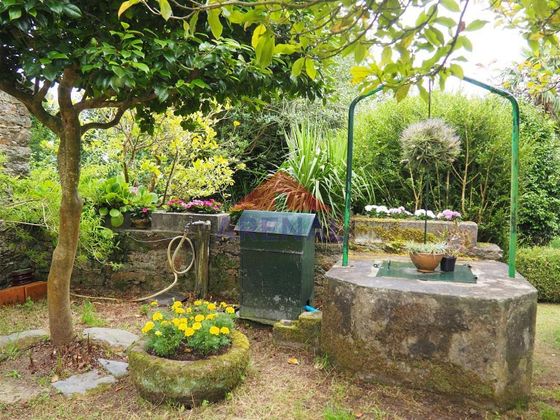 Foto 1 de Xalet en venda a Monfero de 4 habitacions amb jardí