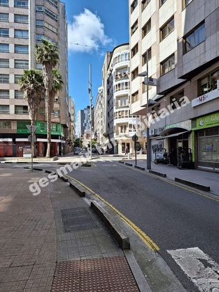 Foto 1 de Pis en venda a Zona de Plaza de Barcelos de 5 habitacions amb garatge i calefacció