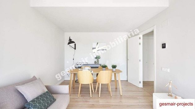 Foto 2 de Pis en venda a Zona de Plaza de Barcelos de 2 habitacions amb terrassa i garatge