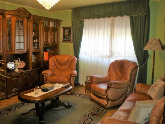Foto 1 de Piso en venta en Ribadesella de 4 habitaciones con calefacción