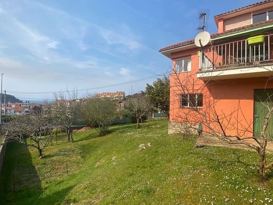 Foto 2 de Xalet en venda a Ribadesella de 5 habitacions amb terrassa i garatge
