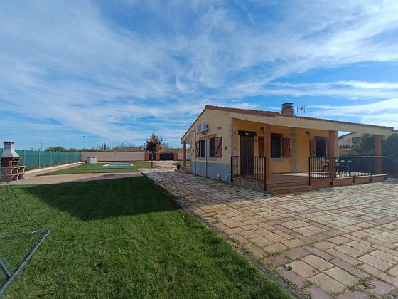 Foto 1 de Casa rural en venta en Tulebras de 2 habitaciones con terraza y piscina