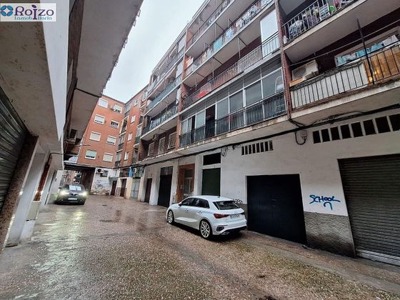 Foto 2 de Venta de piso en calle Aragon de 3 habitaciones y 86 m²