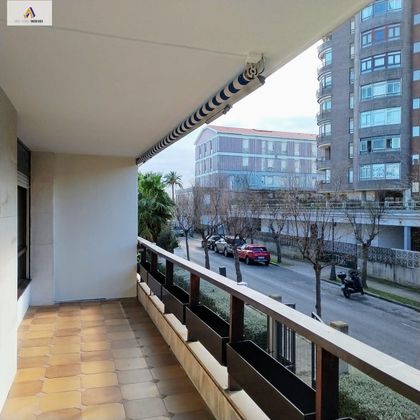 Foto 2 de Piso en alquiler en El Sardinero de 2 habitaciones con terraza y jardín