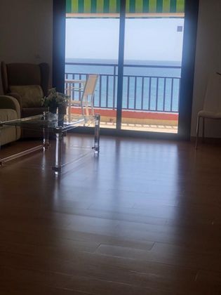 Foto 2 de Alquiler de piso en Playa de los Boliches de 2 habitaciones con terraza y muebles