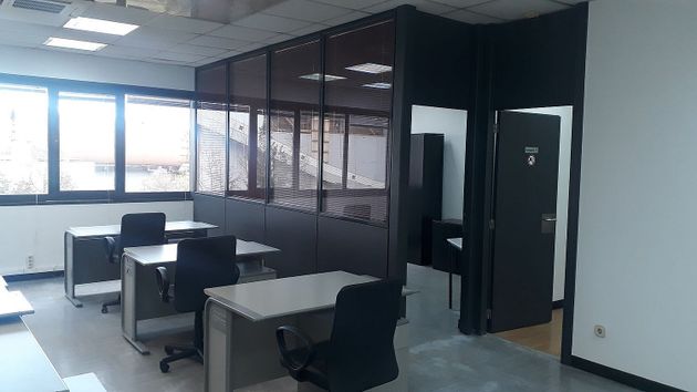 Foto 2 de Oficina en alquiler en Erandio de 80 m²