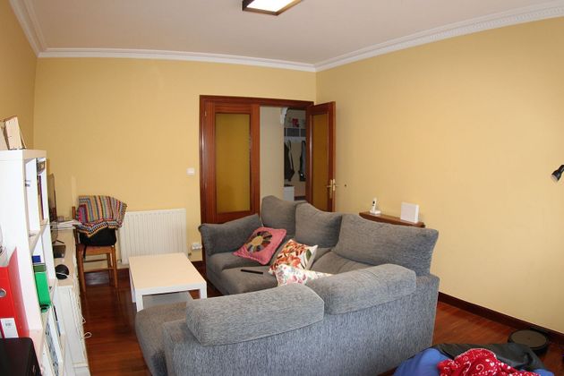 Foto 2 de Piso en venta en Larrabetzu de 3 habitaciones con garaje y calefacción