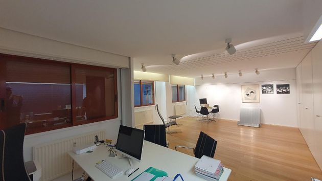 Foto 2 de Oficina en venda a Ermitagaña - Mendebaldea de 77 m²
