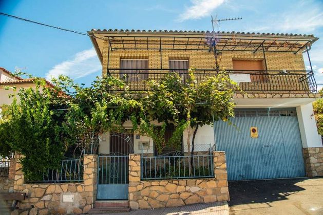 Foto 1 de Xalet en venda a San Martín de Trevejo de 5 habitacions amb terrassa i garatge