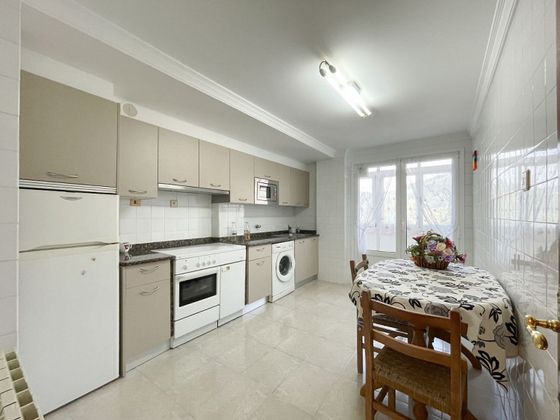 Foto 2 de Pis en venda a Zumarraga de 3 habitacions amb balcó i calefacció