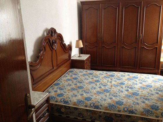 Foto 1 de Pis en venda a Centro - Logroño de 3 habitacions amb mobles i calefacció