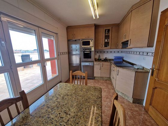 Foto 2 de Àtic en venda a El Carbayedo - El Quirinal de 3 habitacions amb terrassa i garatge