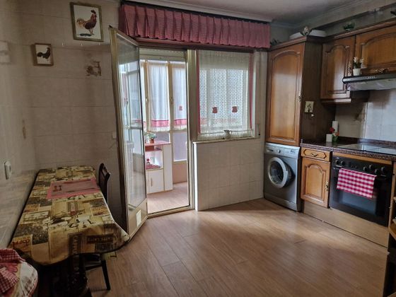Foto 2 de Pis en venda a El Carbayedo - El Quirinal de 3 habitacions amb garatge i calefacció