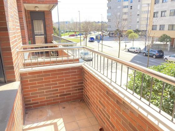 Foto 1 de Venta de piso en Crucero - Pinilla de 3 habitaciones con terraza y garaje