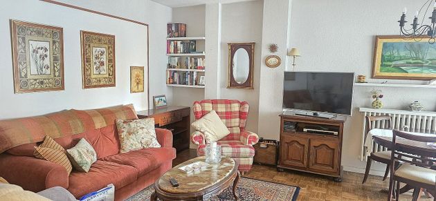Foto 1 de Dúplex en venda a La Chantría - La Lastra de 4 habitacions amb terrassa i garatge