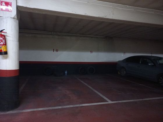 Foto 1 de Venta de garaje en Txagorritxu - El Pilar de 16 m²