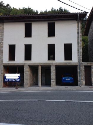 Foto 1 de Casa adossada en venda a calle Urrutea de 2 habitacions amb garatge