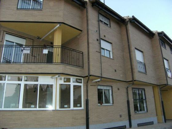 Foto 1 de Pis en venda a calle Zurguen de 3 habitacions amb terrassa i calefacció