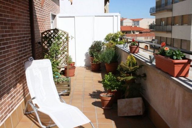 Foto 1 de Ático en venta en calle Pollo Martín de 3 habitaciones con terraza y aire acondicionado